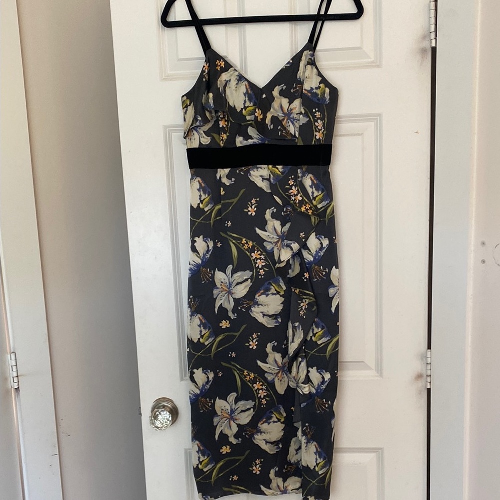 Cinq à Sept $397 Leena Silk Floral Black and White Dress Size 2 - Picture 2 of 7